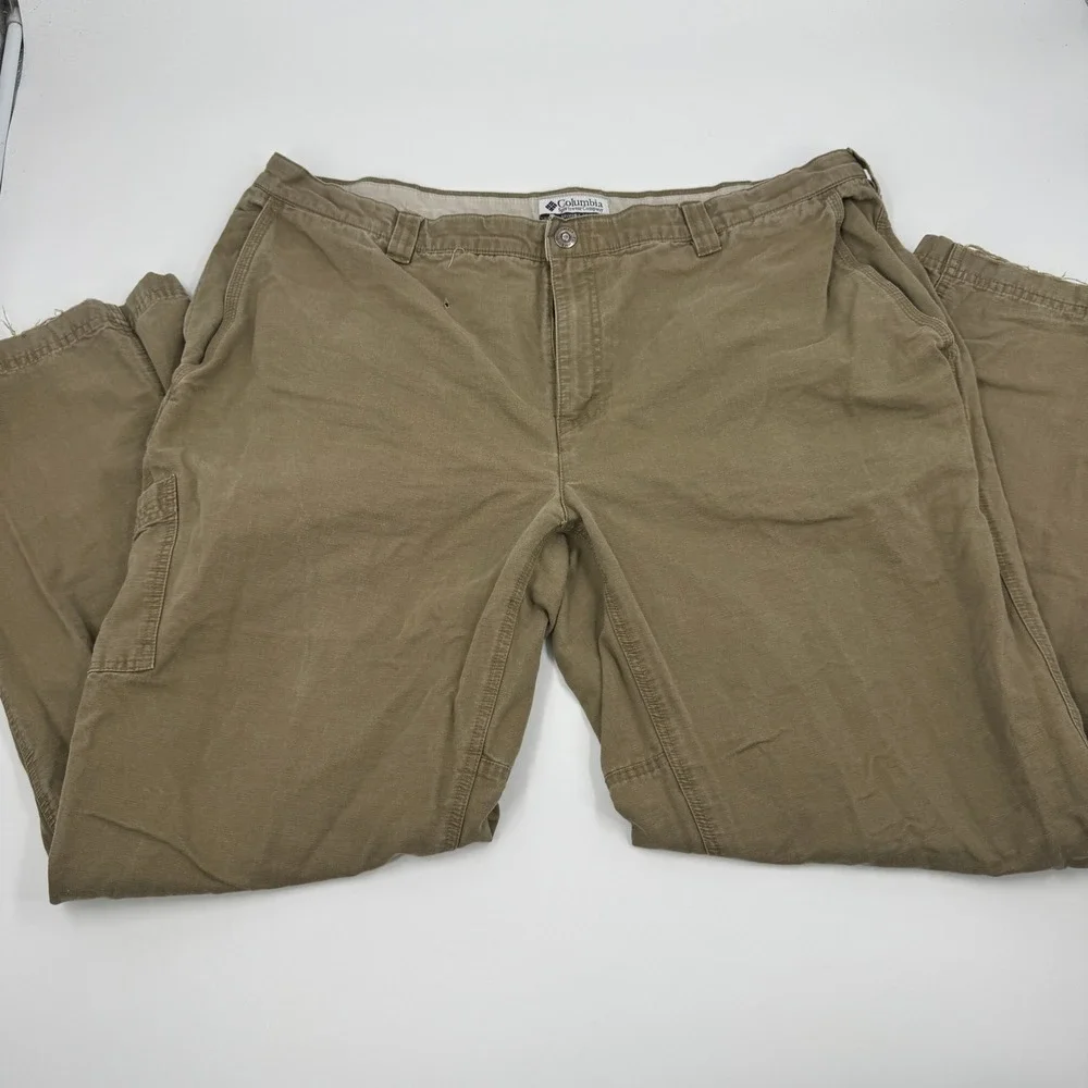 Columbia Cargo Pants Mens 42x32 Khaki Tan Cotton Canvas Straight Leg AM8431